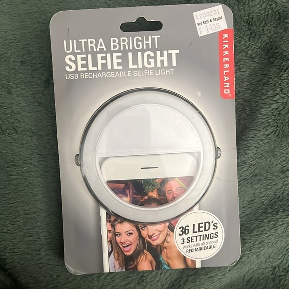 Kikkerland Ultra Bright Selfie Light - USB Rechargeable. New in Package - Picture 2 of 4